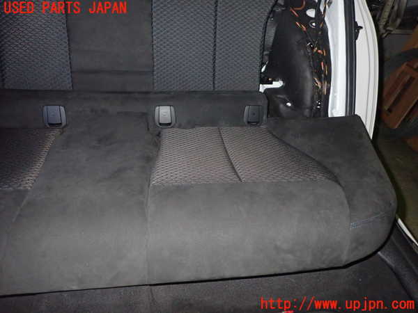 1UPJ-36537385]BMW 330e(8E20)リアシート 中古_m0004.jpg