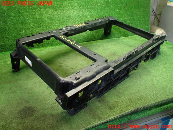 1UPJ-36541041]プジョー・208(P21HN05)コアサポート 中古_m0004.jpg