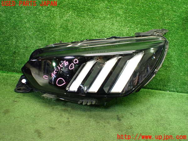 1UPJ-36541132]プジョー・208(P21HN05)左ヘッドライト LED 中古_m0001.jpg