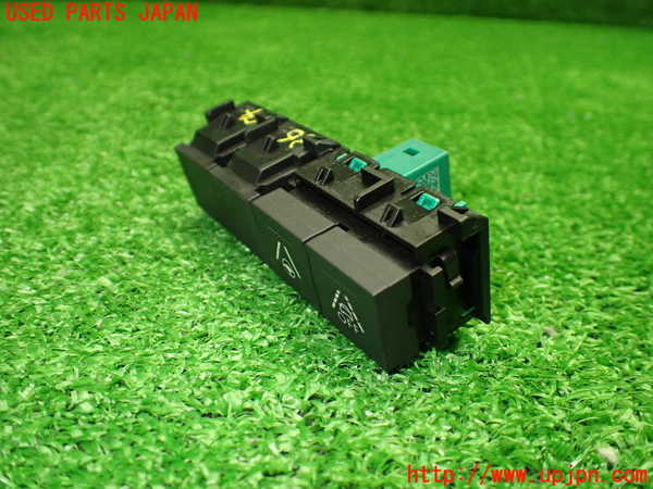 1UPJ-36546308]プジョー・208(P21HN05)スイッチ3 (レーンキープアシスト) 中古_m0002.jpg