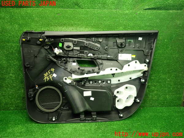 1UPJ-36541264]プジョー・208(P21HN05)左前ドア内張り 中古_m0005.jpg