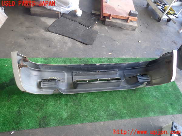 2UPJ-36551010]ビッグホーン(UBS73GW)フロントバンパー 中古_m0005.jpg