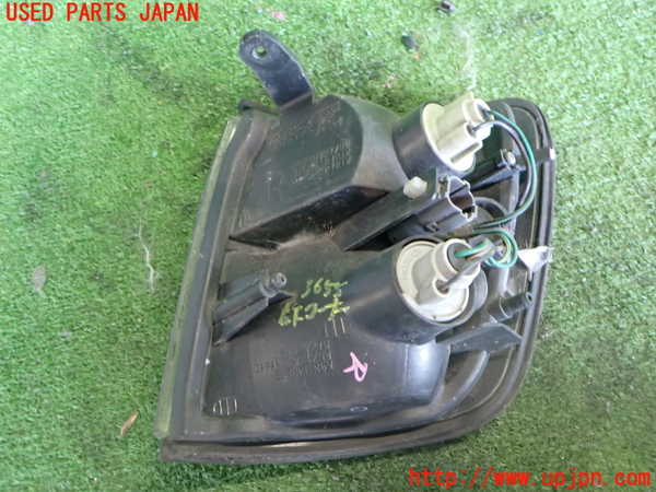 2UPJ-36551150]ビッグホーン(UBS73GW)右コーナーランプ 中古_m0003.jpg