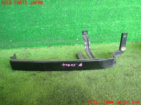 2UPJ-36551140]ビッグホーン(UBS73GW)右ヘッドライトリム 中古_m0001.jpg