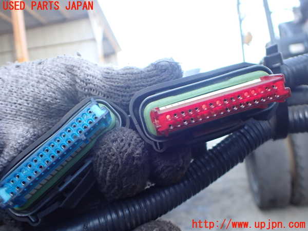 2UPJ-36552010]ビッグホーン(UBS73GW)エンジン 4JX1 4WD 中古_m0003.jpg