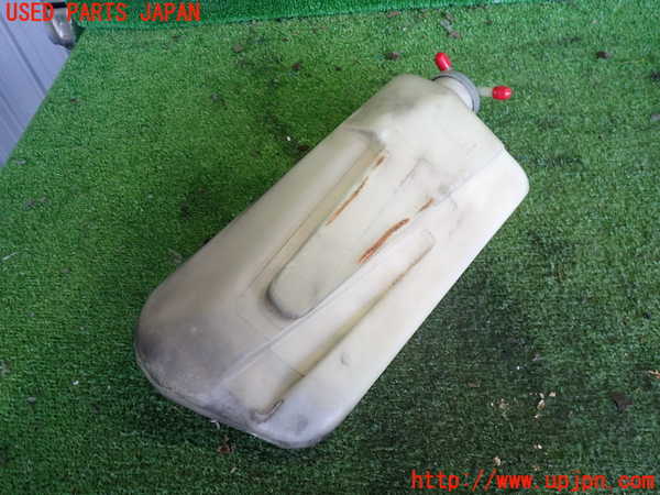 2UPJ-36552410]ビッグホーン(UBS73GW)ラジエータータンク 中古_m0001.jpg