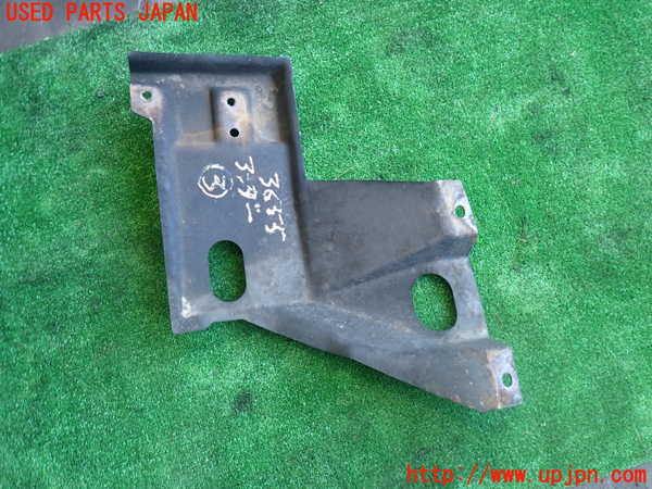 2UPJ-36551723]ビッグホーン(UBS73GW)アンダーカバー3 中古_m0002.jpg