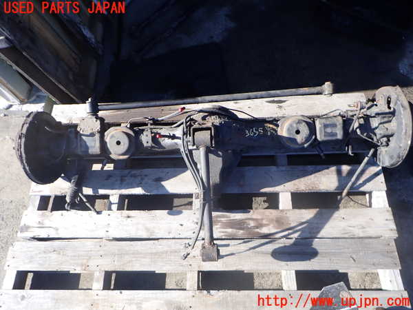 2UPJ-36554400]ビッグホーン(UBS73GW)リアデフホーシング 中古_m0001.jpg