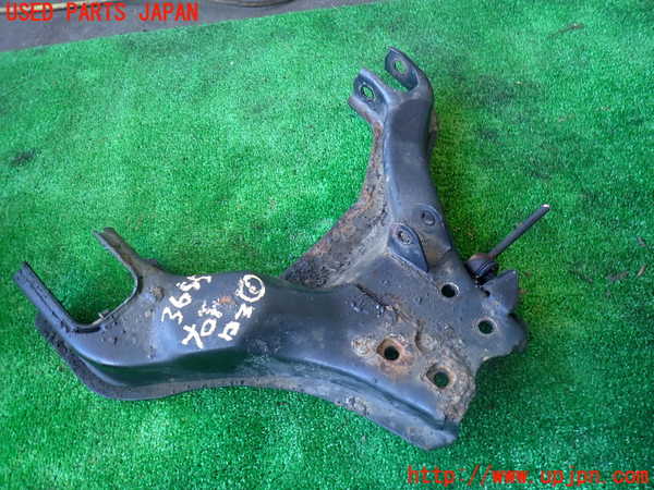 2UPJ-36555176]ビッグホーン(UBS73GW)右フロントロアアーム1 中古_m0001.jpg