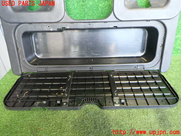 2UPJ-36557841]ビッグホーン(UBS73GW)小物入れ1 中古_m0002.jpg