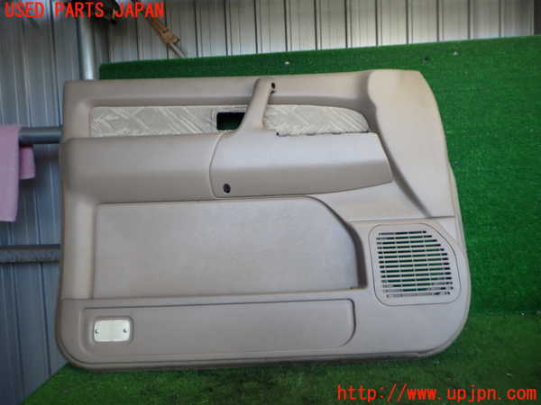 2UPJ-36551264]ビッグホーン(UBS73GW)左前ドア内張り 中古_m0001.jpg
