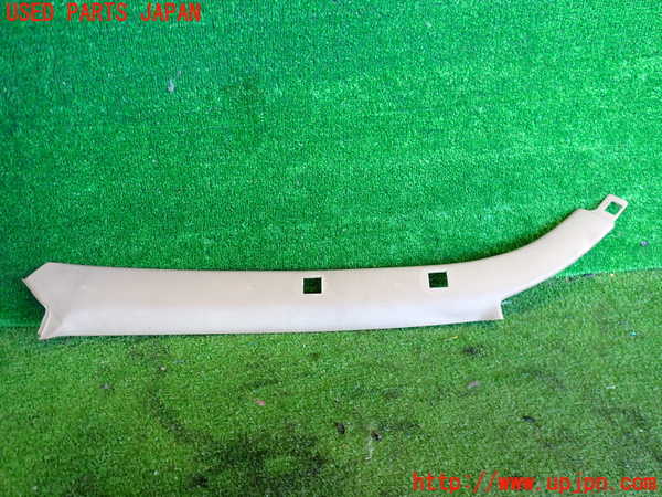 2UPJ-36557660]ビッグホーン(UBS73GW)左フロントピラートリム 中古_m0001.jpg