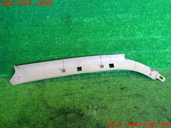 2UPJ-36557660]ビッグホーン(UBS73GW)左フロントピラートリム 中古_m0002.jpg