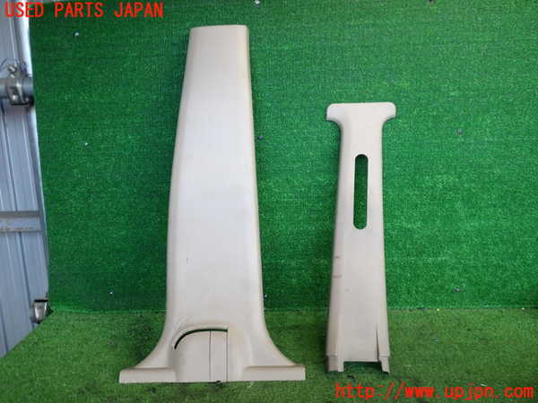 2UPJ-36557665]ビッグホーン(UBS73GW)右センターピラートリム 中古_m0001.jpg