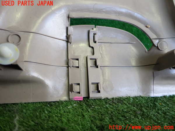 2UPJ-36557665]ビッグホーン(UBS73GW)右センターピラートリム 中古_m0005.jpg