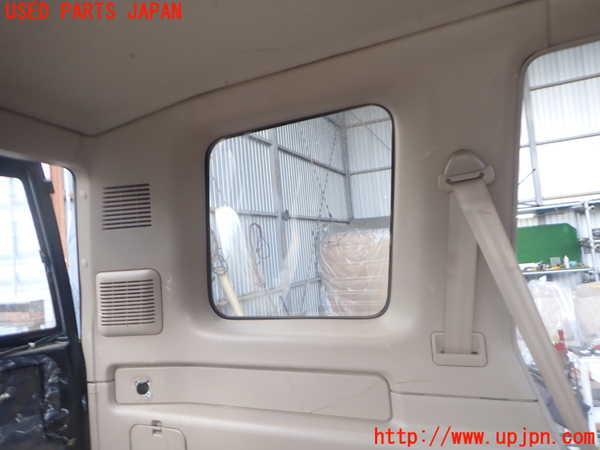 2UPJ-36557680]ビッグホーン(UBS73GW)左リアピラートリム 中古_m0002.jpg