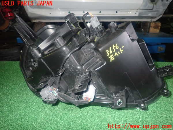 1UPJ-36561132]アバルト・124スパイダー(NF2EK)左ヘッドライト LED 中古_m0002.jpg
