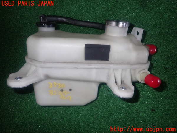 1UPJ-36562410]アバルト・124スパイダー(NF2EK)ラジエータータンク 中古_m0001.jpg