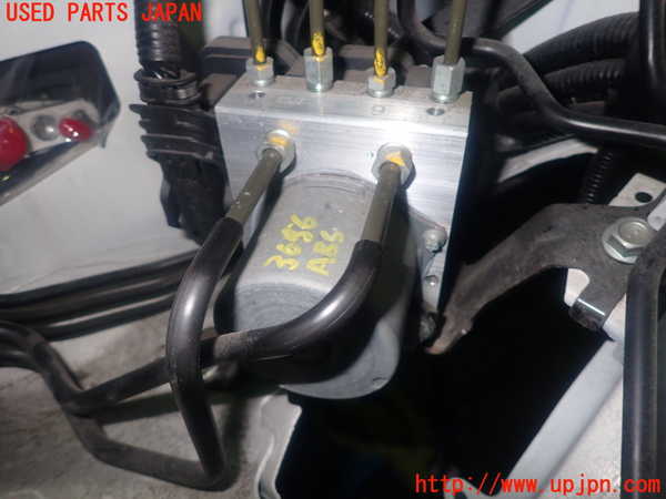 1UPJ-36564040]アバルト・124スパイダー(NF2EK)ABSアクチュエーター 中古_m0001.jpg