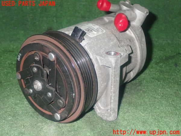1UPJ-36566025]アバルト・124スパイダー(NF2EK)エアコンコンプレッサー 中古_m0002.jpg
