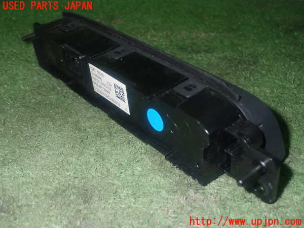 1UPJ-36566308]アバルト・124スパイダー(NF2EK)スイッチ3 (シートヒーター) 中古_m0003.jpg