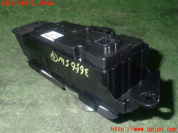 1UPJ-36566309]アバルト・124スパイダー(NF2EK)スイッチ4 (ナビ操作) 中古_m0003.jpg
