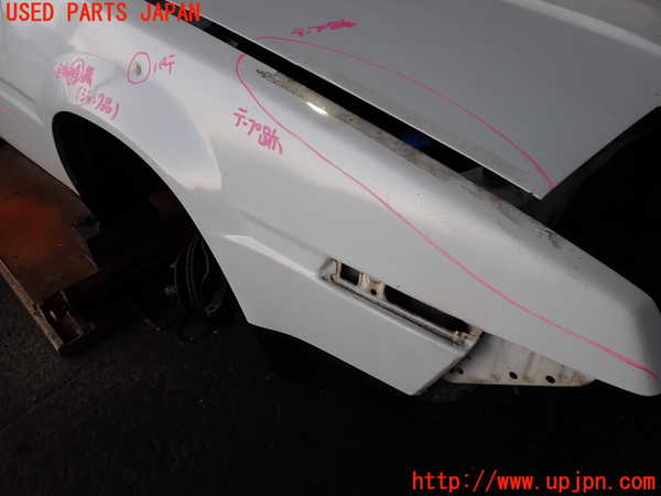2UPJ-36571080]アルシオーネ(AX7)右前フェンダー (ジャンク品) 中古_m0002.jpg
