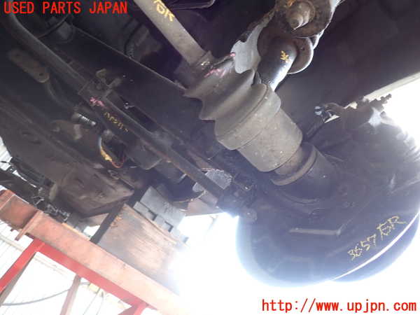 2UPJ-36574300]アルシオーネ(AX7)右リアナックルハブ 中古_m0001.jpg