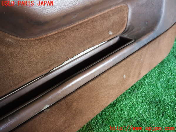 2UPJ-36571234]アルシオーネ(AX7)右ドア内張り (ジャンク品) 中古_m0002.jpg
