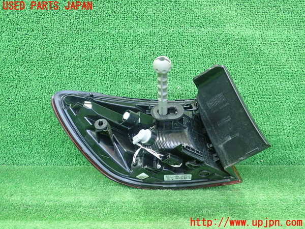 1UPJ-36591530]ルノー・ルーテシア(クリオ)(BJAH5H)右テールランプ 中古_m0003.jpg