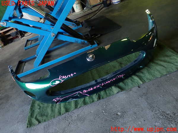 1UPJ-36601010]ジャガー・XKシリーズ(J413A)フロントバンパー 中古_m0001.jpg