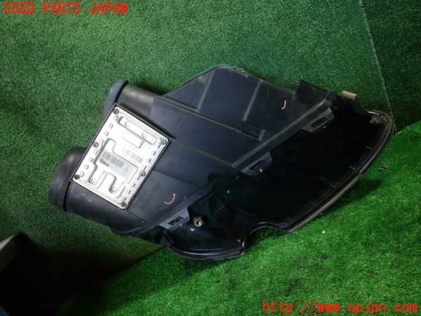 1UPJ-36601132]ジャガー・XKシリーズ(J413A)左ヘッドライト HID 中古_m0003.jpg