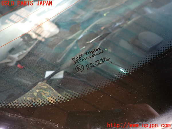 1UPJ-36601560]ジャガー・XKシリーズ(J413A)リアガラス 中古(43R-001582 M3240)_m0002.jpg