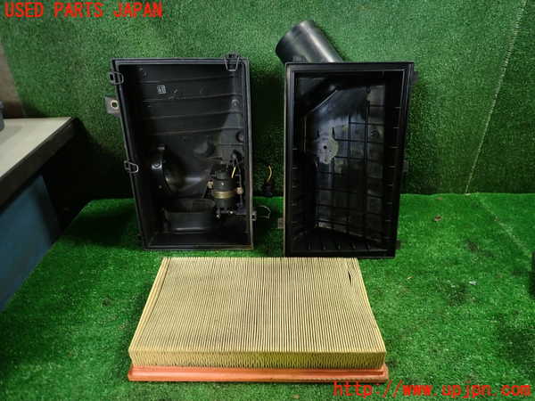 1UPJ-36602560]ジャガー・XKシリーズ(J413A)エアクリーナーボックス 中古_m0004.jpg