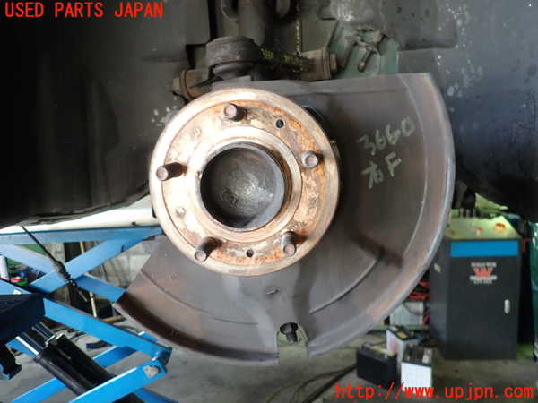 1UPJ-36604290]ジャガー・XKシリーズ(J413A)右フロントナックルハブ 中古_m0001.jpg