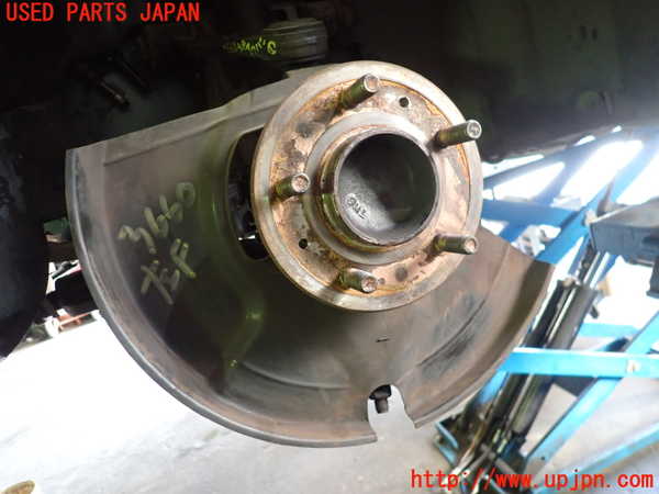 1UPJ-36604295]ジャガー・XKシリーズ(J413A)左フロントナックルハブ 中古_m0001.jpg