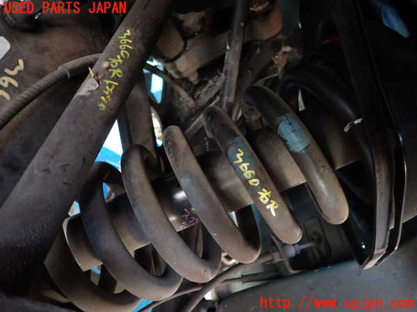 1UPJ-36605100]ジャガー・XKシリーズ(J413A)右リアスプリング 中古_m0001.jpg