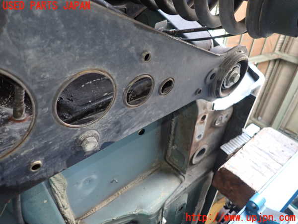 1UPJ-36605295]ジャガー・XKシリーズ(J413A)リアメンバー 中古_m0003.jpg