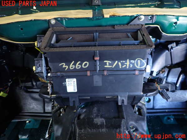 1UPJ-36606081]ジャガー・XKシリーズ(J413A)エバポレーター1 中古_m0001.jpg