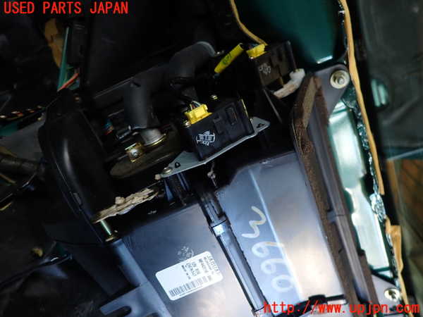 1UPJ-36606081]ジャガー・XKシリーズ(J413A)エバポレーター1 中古_m0002.jpg