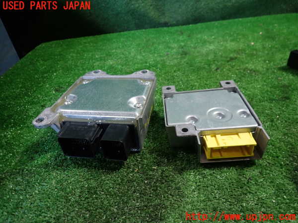 1UPJ-36606145]ジャガー・XKシリーズ(J413A)エアバッグコンピューター 中古_m0004.jpg