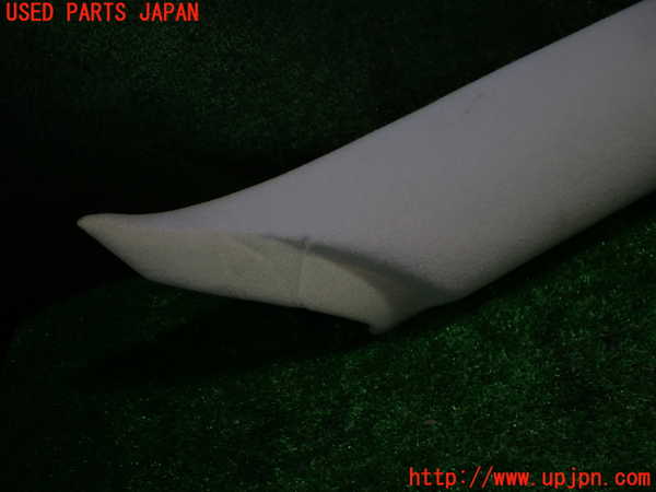 1UPJ-36607655]ジャガー・XKシリーズ(J413A)右フロントピラートリム 中古_m0003.jpg