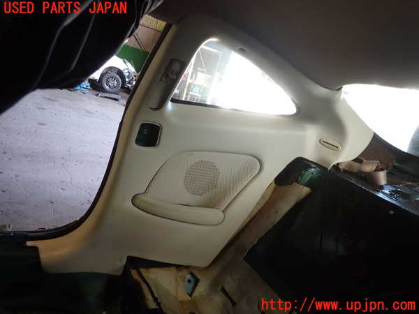 1UPJ-36607675]ジャガー・XKシリーズ(J413A)右リアピラートリム 中古_m0001.jpg