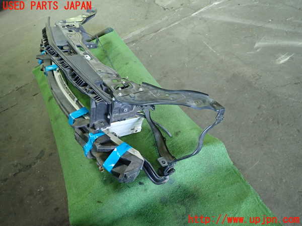 1UPJ-36621041]ベンツ CLS350 C218(218359)コアサポート 中古_m0002.jpg