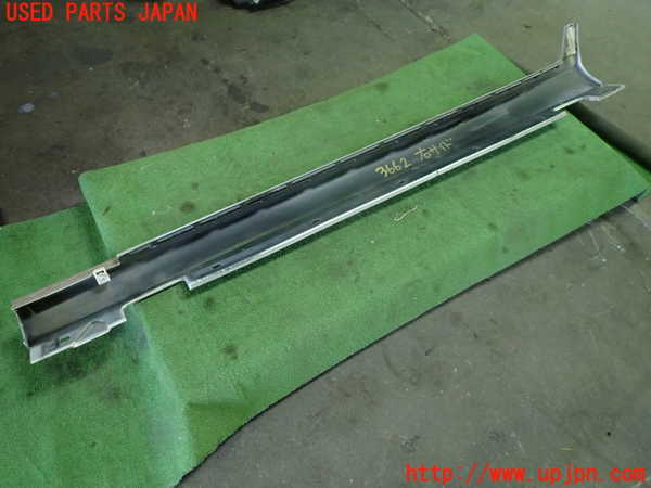 1UPJ-36621390]ベンツ CLS350 C218(218359)右サイドステップ 中古_m0004.jpg