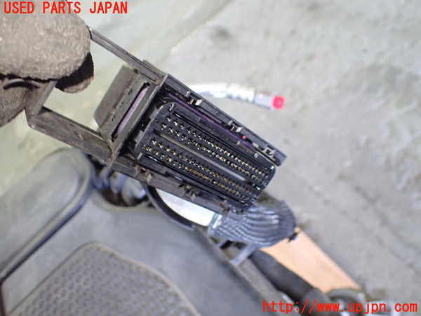 1UPJ-36622010]ベンツ CLS350 C218(218359)エンジン 276 中古_m0004.jpg