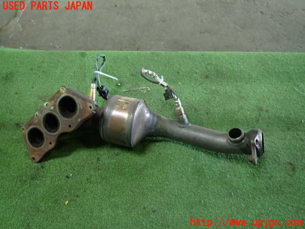 1UPJ-36622041]ベンツ CLS350 C218(218359)エキマニ1 触媒 マニバーター 中古_m0003.jpg