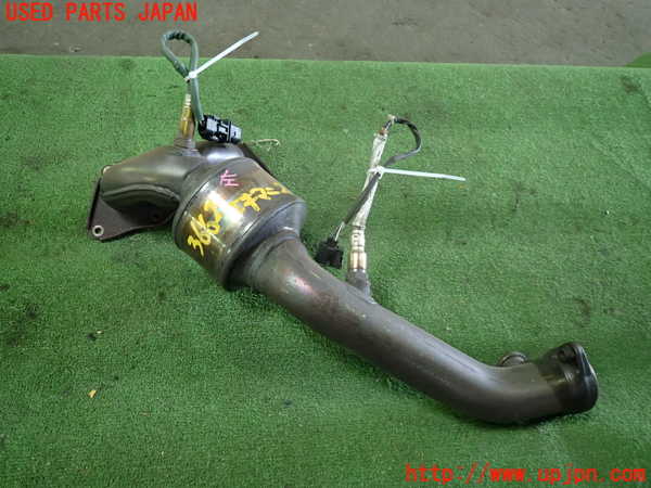 1UPJ-36622042]ベンツ CLS350 C218(218359)エキマニ2 触媒 マニバーター 中古_m0001.jpg