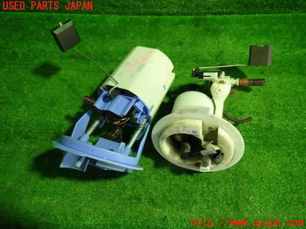 1UPJ-36622510]ベンツ CLS350 C218(218359)燃料ポンプ 中古_m0003.jpg