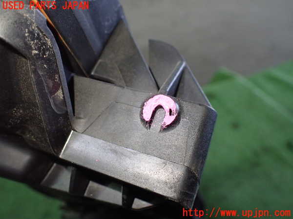 1UPJ-36622560]ベンツ CLS350 C218(218359)エアクリーナーボックス 中古_m0003.jpg